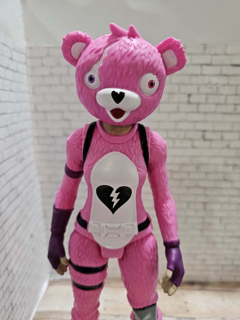 Fortnite Cuddle Team Leader 12 Inch Jazwares Victory Series Pink Bear Figure